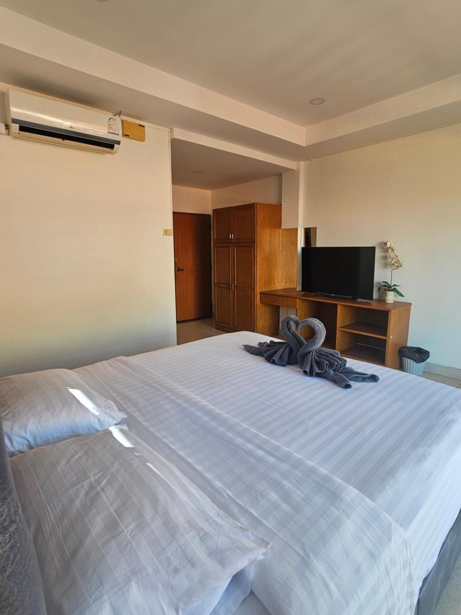Candy Beach Seaview Jomtien Ngoại thất bức ảnh