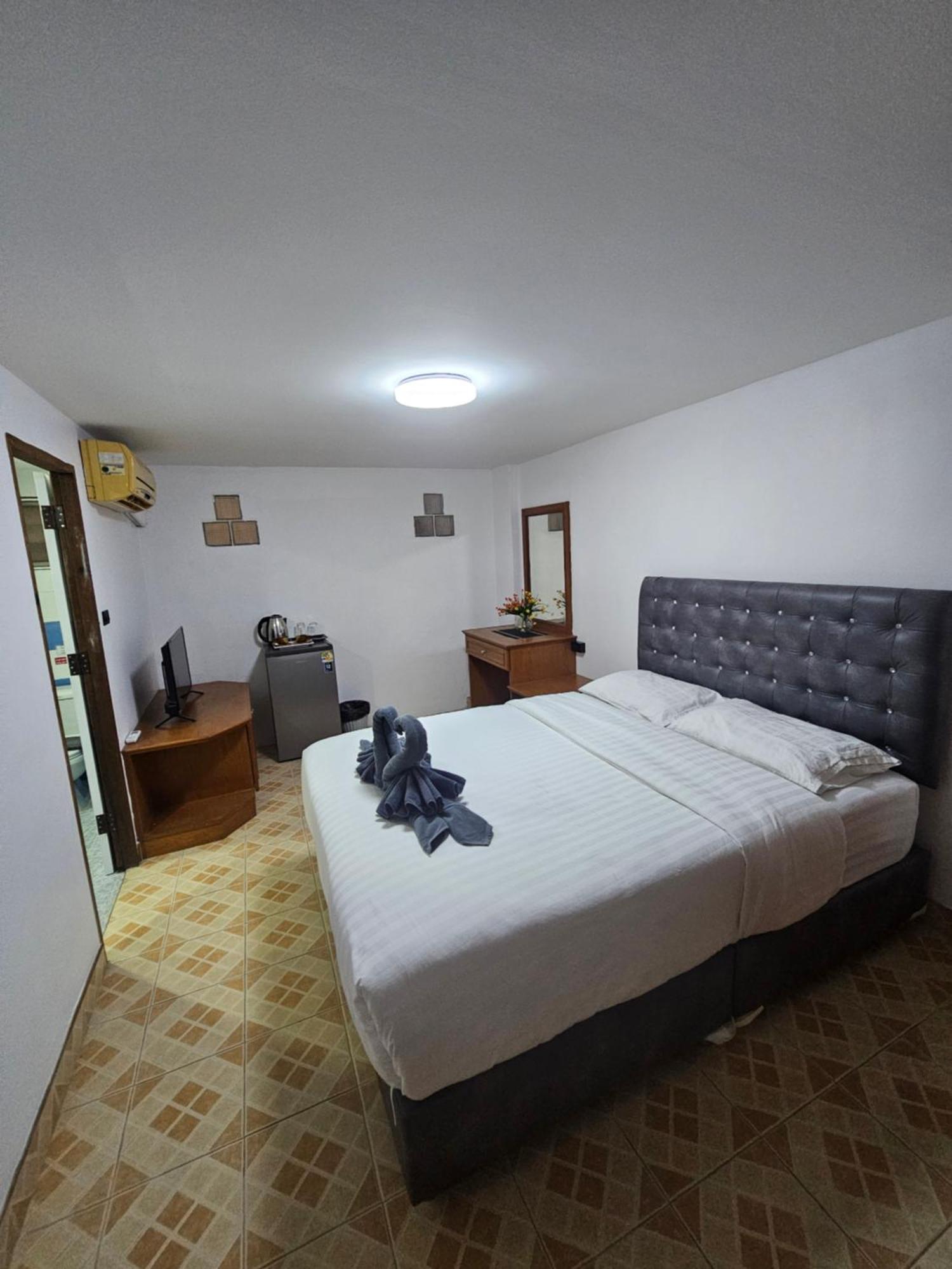 Candy Beach Seaview Jomtien Ngoại thất bức ảnh