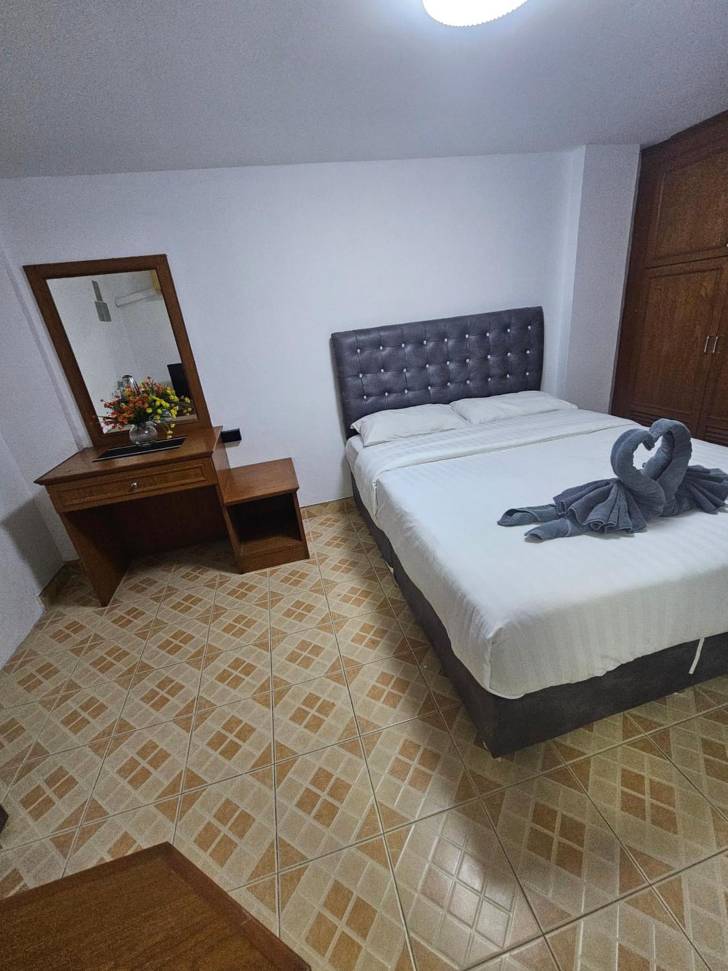 Candy Beach Seaview Jomtien Ngoại thất bức ảnh