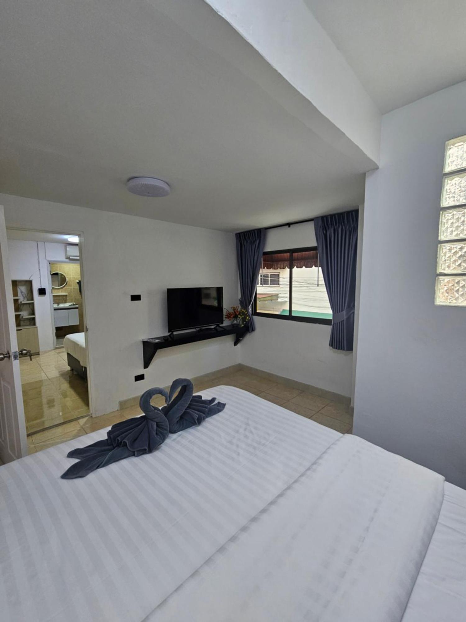 Candy Beach Seaview Jomtien Ngoại thất bức ảnh