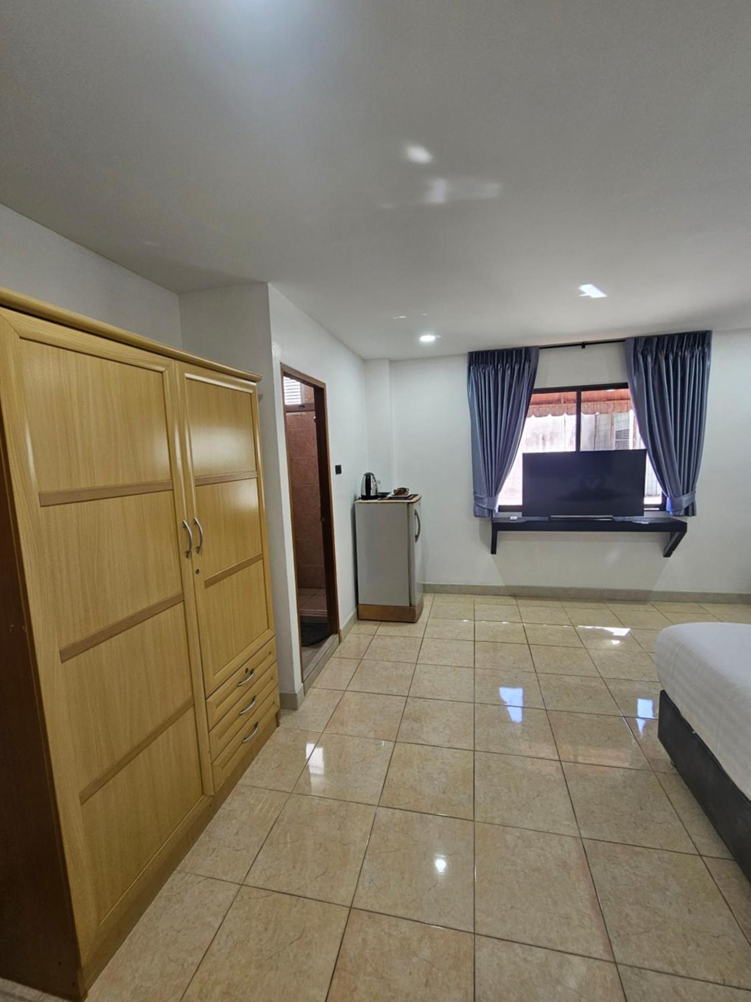 Candy Beach Seaview Jomtien Ngoại thất bức ảnh