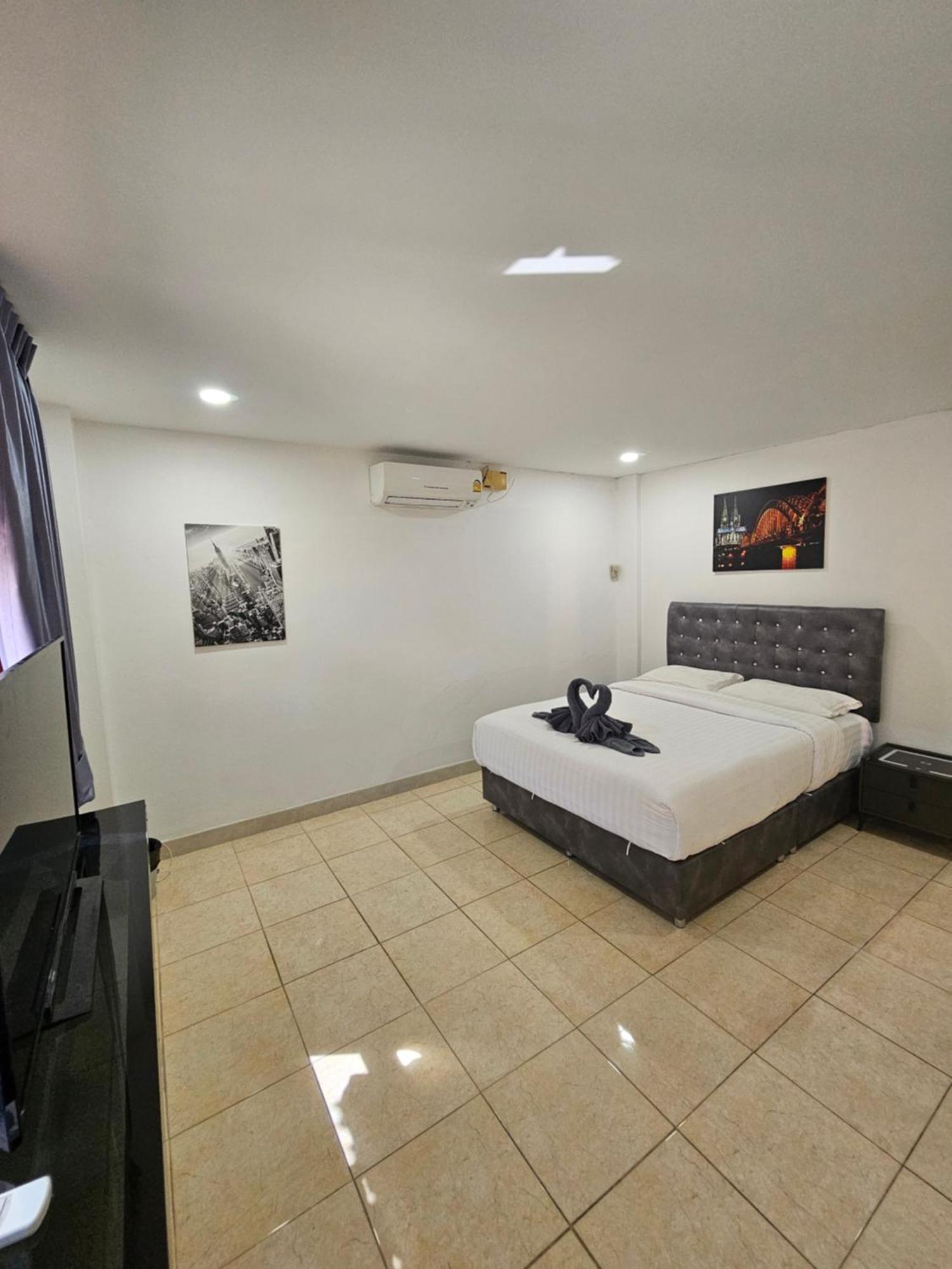 Candy Beach Seaview Jomtien Ngoại thất bức ảnh
