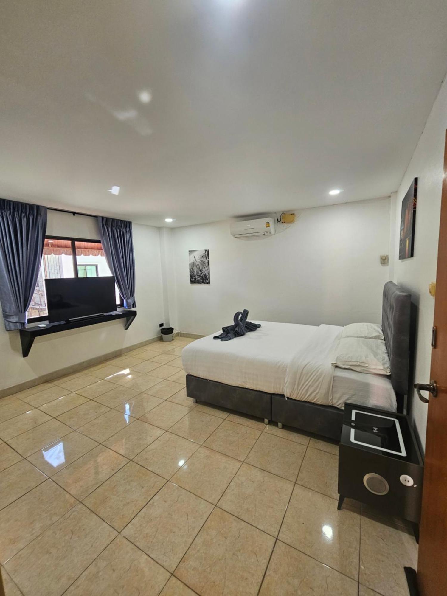 Candy Beach Seaview Jomtien Ngoại thất bức ảnh
