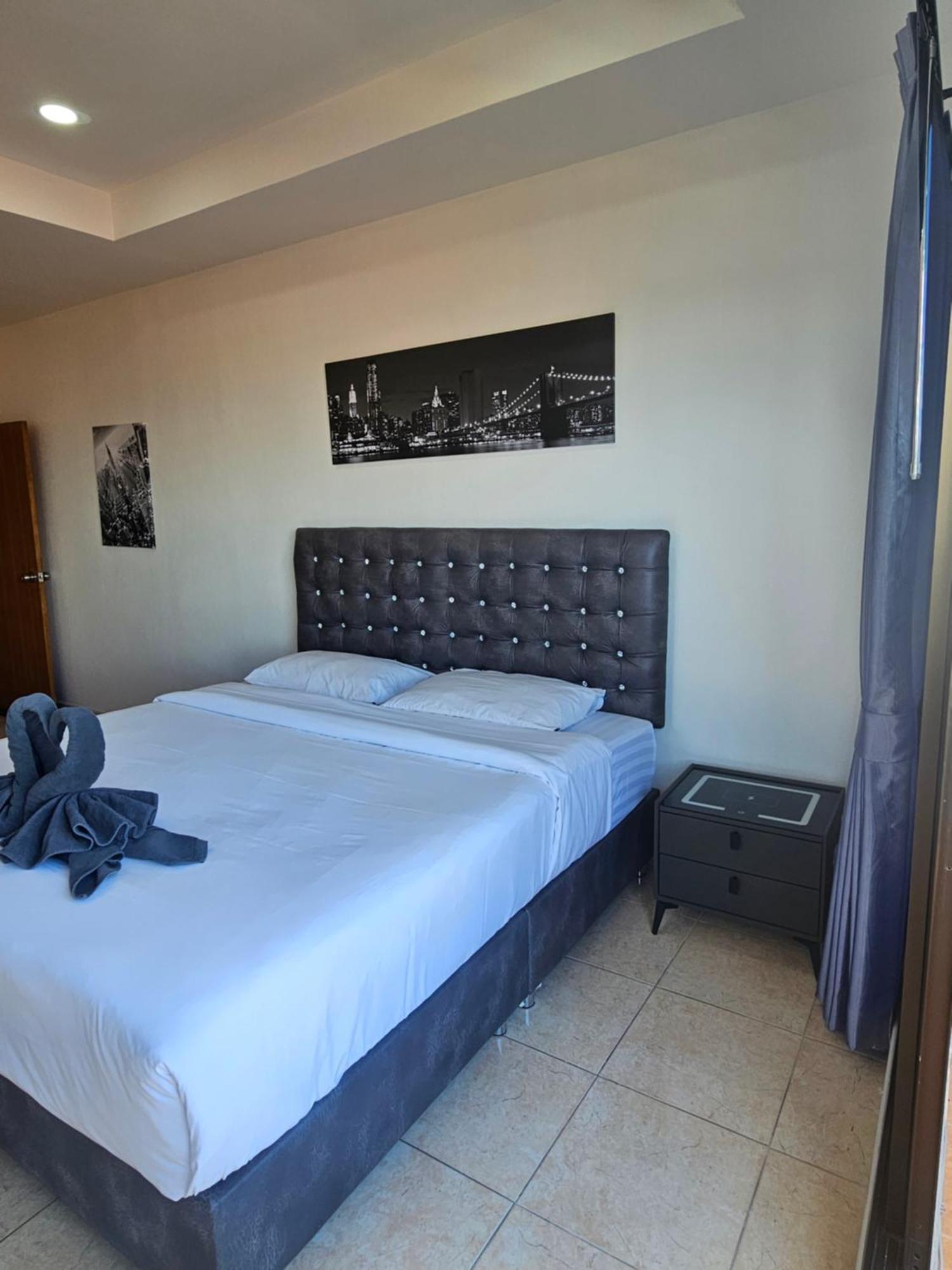 Candy Beach Seaview Jomtien Ngoại thất bức ảnh