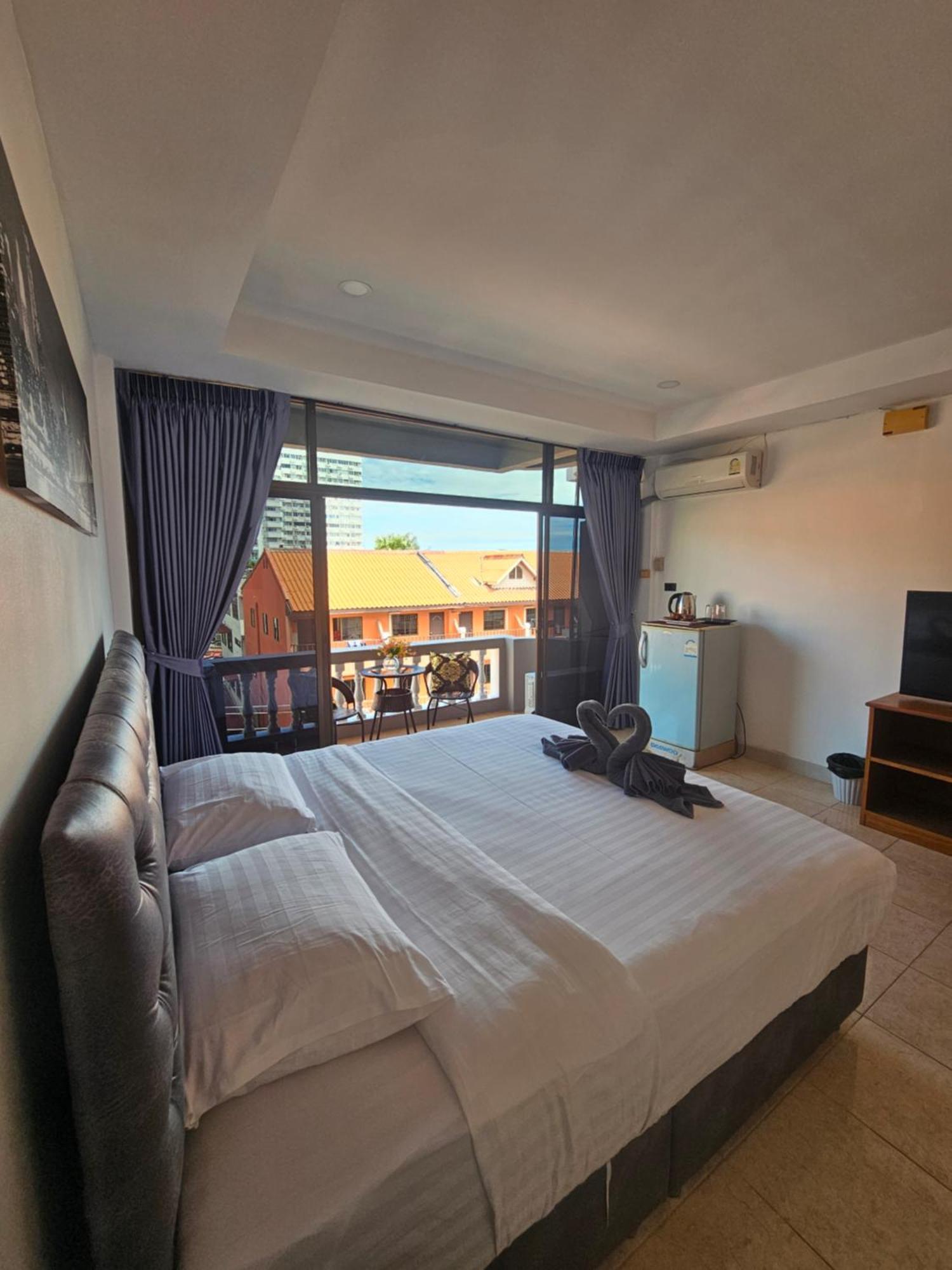 Candy Beach Seaview Jomtien Ngoại thất bức ảnh