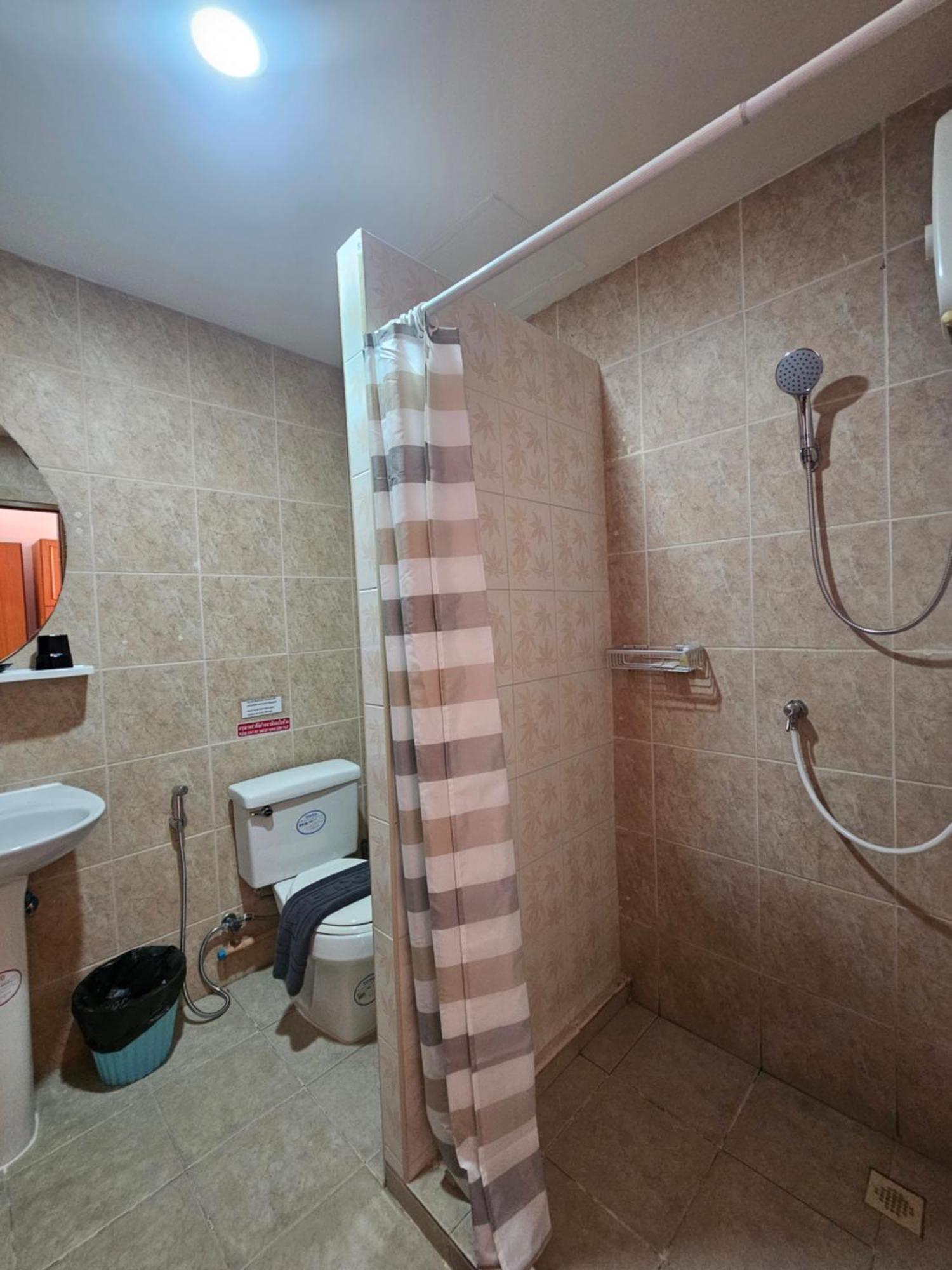 Candy Beach Seaview Jomtien Ngoại thất bức ảnh