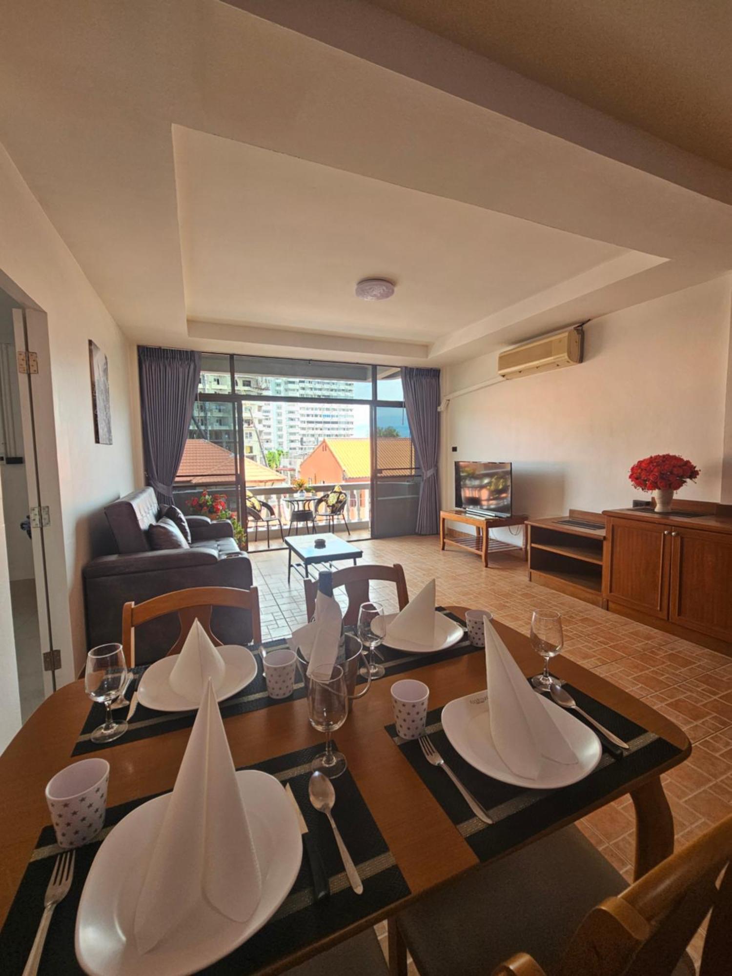 Candy Beach Seaview Jomtien Ngoại thất bức ảnh