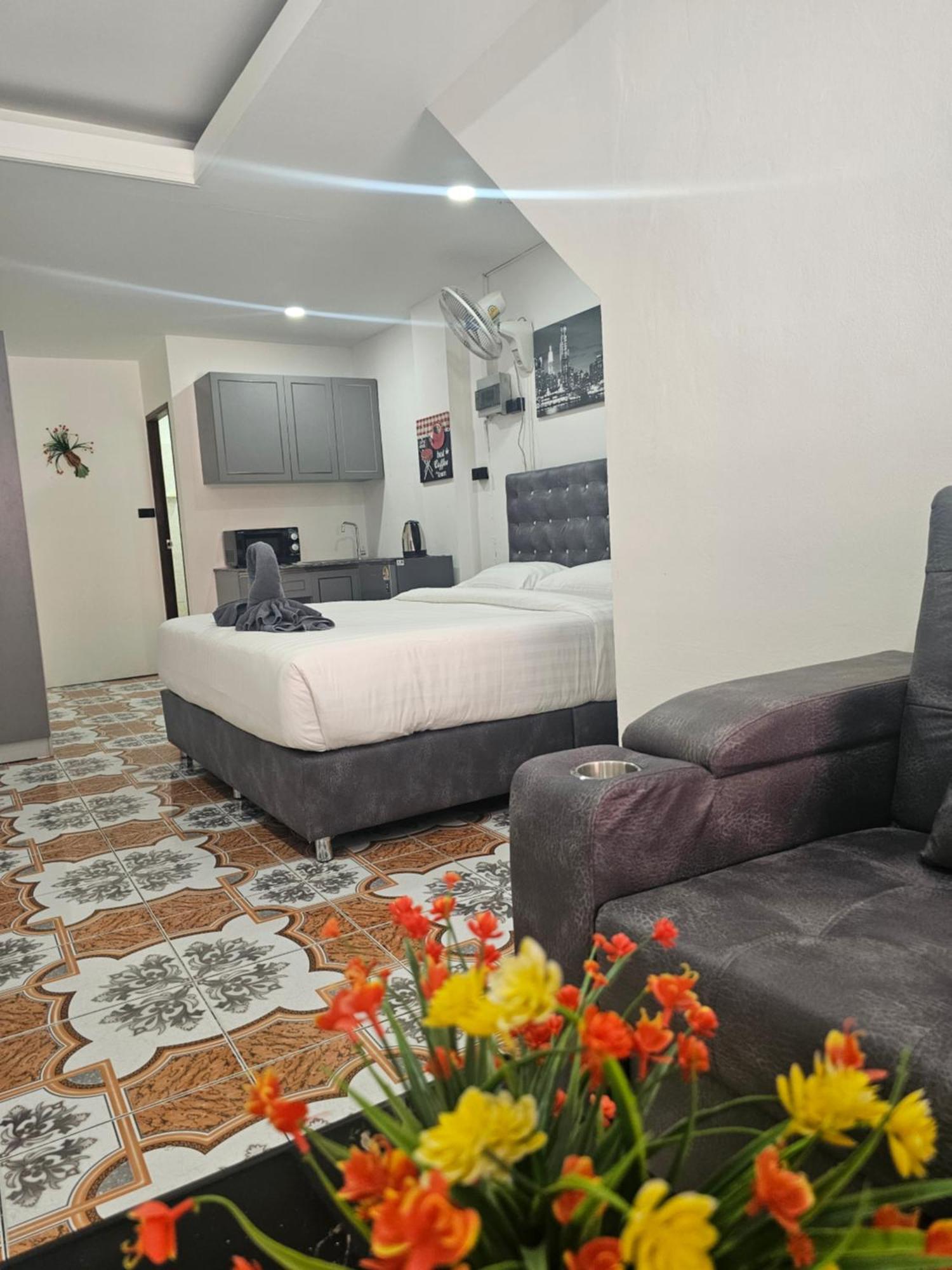 Candy Beach Seaview Jomtien Ngoại thất bức ảnh